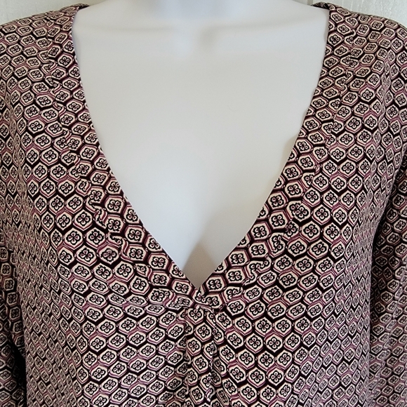 Joie 100% Silk Mauve Black Cream Printed V Neck Long Sleeve Blouse Luxury Small - Picture 3 of 13